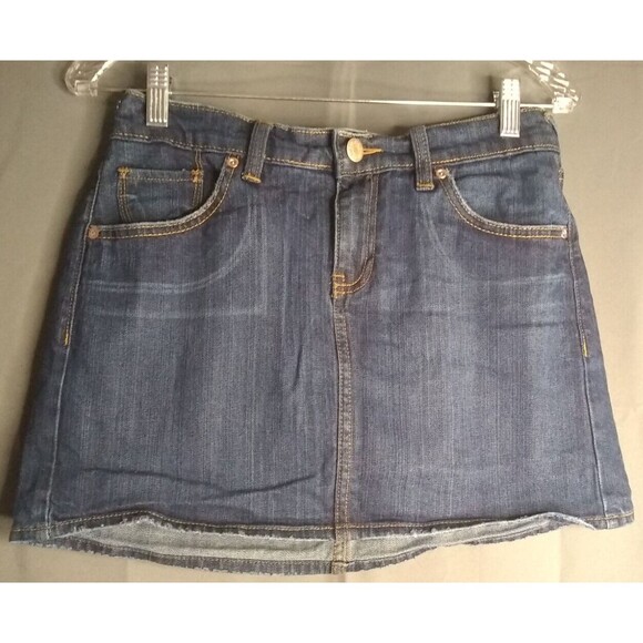 Old Navy Distressed Denim Mini Skirt Womens Size 8 Y2K Medium Wash - Picture 2 of 7